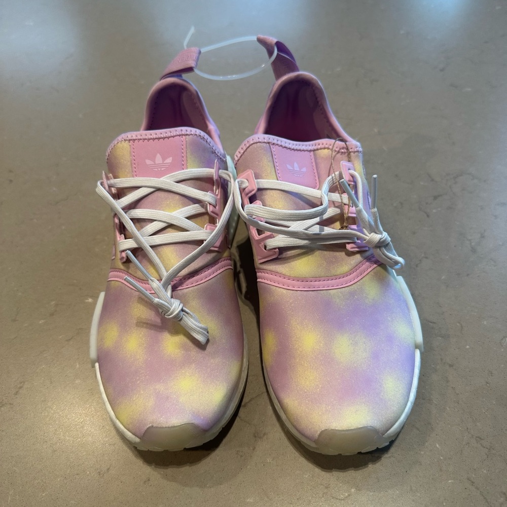 Adidas NMD_R1 Pastel Pink Tie Dye Fits Women’s 7 - 7.5 or Youth 6Y Big Girl NWT - Picture 5 of 12